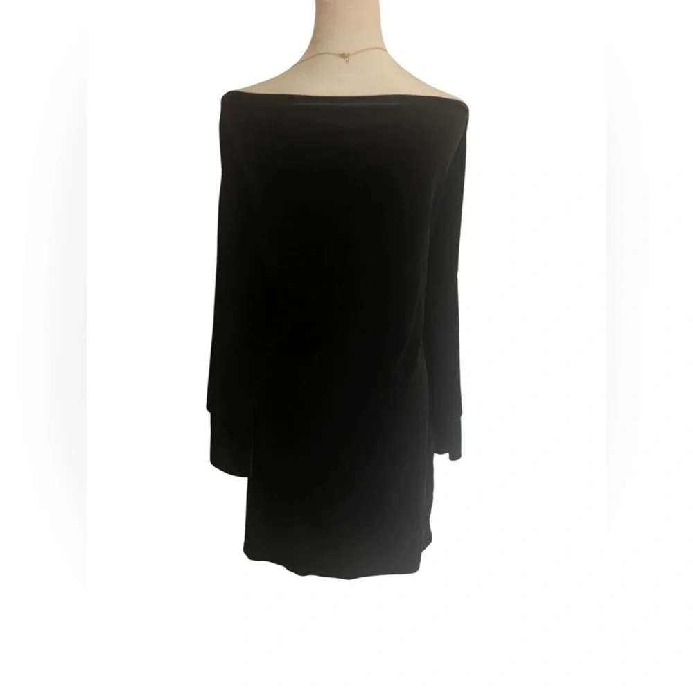 Plus Size 4XL Black Velvet Dress with Bell Sleeves Witchy Gothic Style